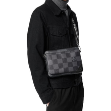 Load image into Gallery viewer, Damier Graphite 3D Trio Messenger
